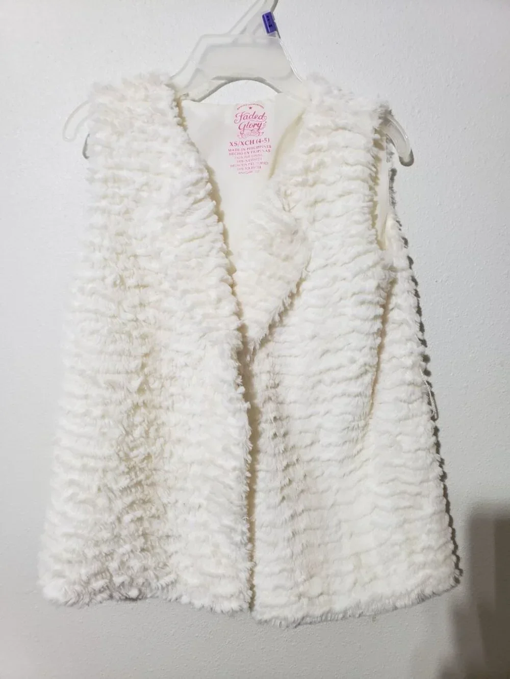 Faded Glory girl's ivory faux fur vest, size XS (4-5)
